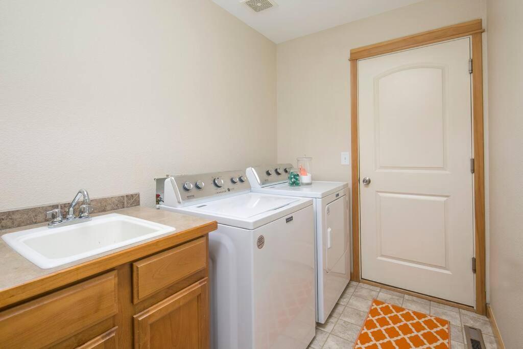 Вілла Parkview Retreat Windsor Екстер'єр фото