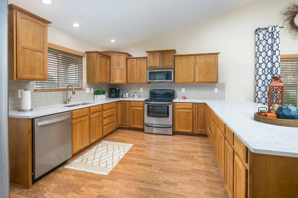 Вілла Parkview Retreat Windsor Екстер'єр фото